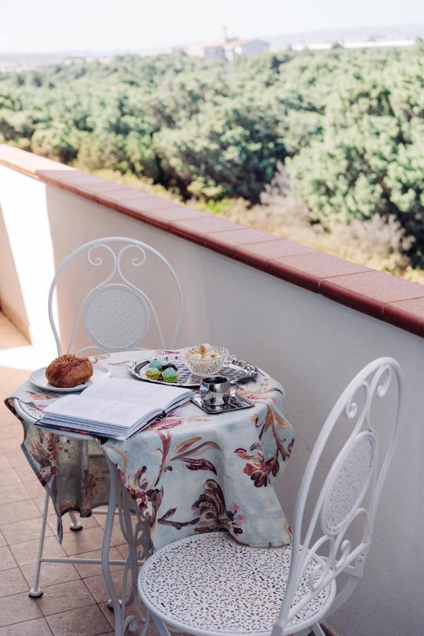 Juniper Bay Bed and Breakfast Portoscuso Exteriör bild